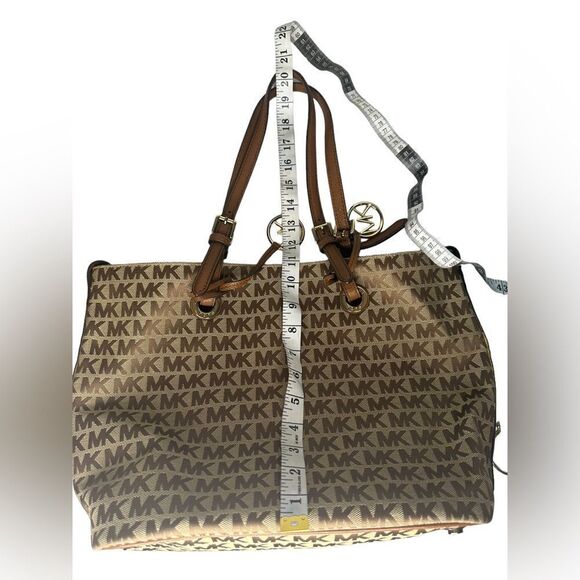 Michael Kors shoulderbag Jet set style snap closure open closure tote handbag - Picture 14 of 15